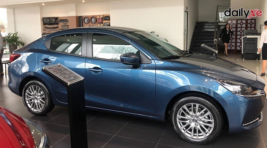 New Mazda2 1.5 Luxury - Hình 7
