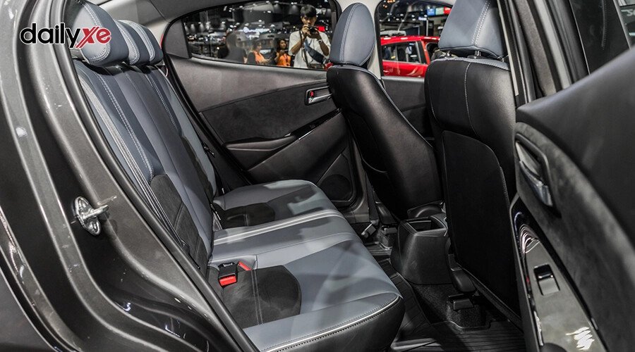 New Mazda2 1.5 Premium - Hình 18