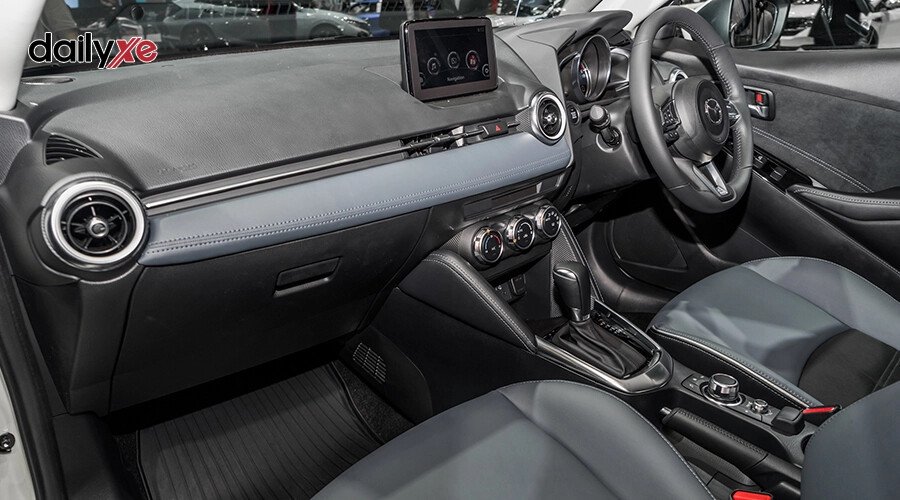 New Mazda2 1.5 Sport Luxury - Hình 13