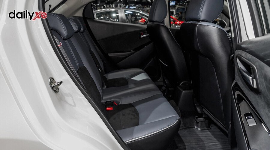 New Mazda2 1.5 Sport Luxury - Hình 18